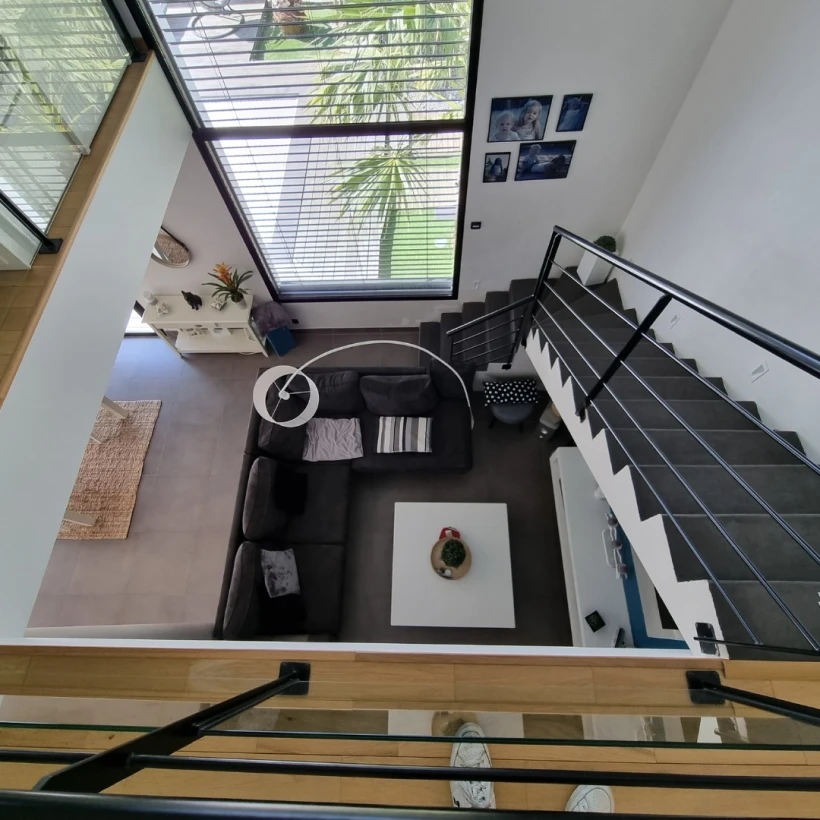 Sfcm Roussel Metallerie Rennes Escaliers Metalliques Sur Mesure Interieur Et Exterieur